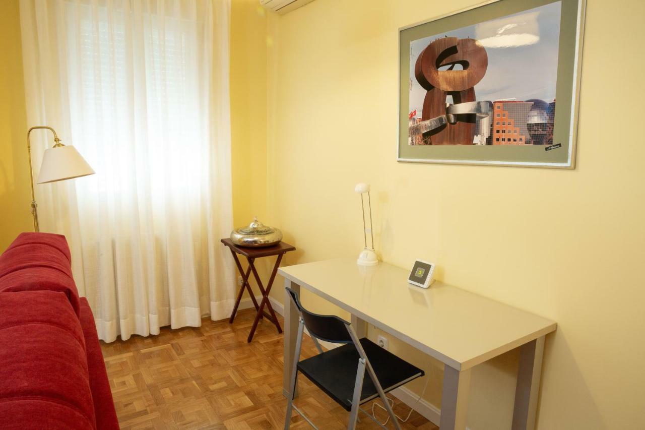 Apartamentos Duque Ventas Madrid Exterior photo